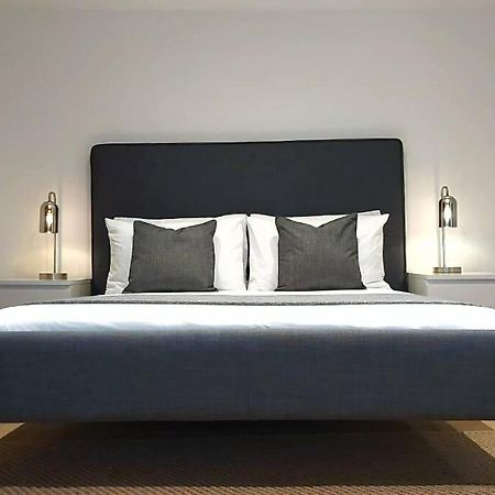 Stylish Apartment In City Centre With Parking Preston  Exterior photo